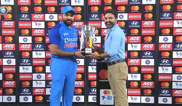 IND vs AUS: ऑस्ट्रेलिया को हराकर श्रृंखला जीतने के बाद बोले रोहित शर्मा- अलग-अलग खिलाड़ियों का योगदान सकारात्मक पक्ष रहा
